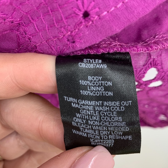 Sanctuary Breezy Eyelet Flutter Sleeve Back Cut-Out Shell Top Sz M - Picture 9 of 12